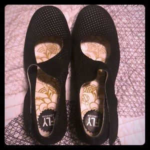 FLY LONDON NEW SHOES